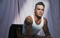 Robbie Williams exkluzív londoni koncerttel ünnepli új albumát