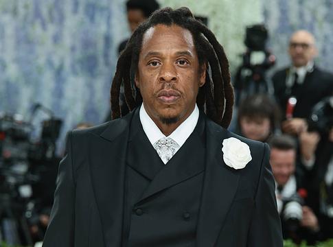 Teljesen visszavonta Jay-Z elleni állításait Jane Doe