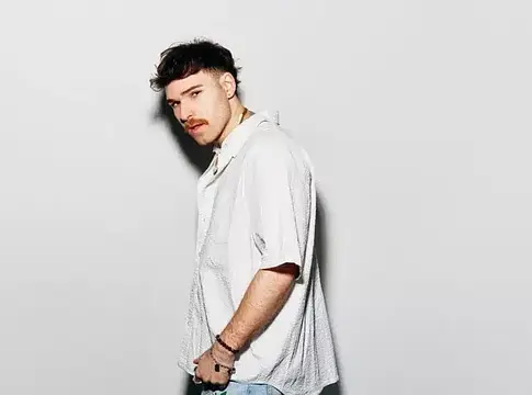 Ely Oaks újragondolta Elle King klasszikusát – megérkezett az ‘Ex’s & Oh’s’ energikus remix