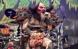GWAR botrány a Riot Festen: Trump és Musk „kivégzése” kavart vihart