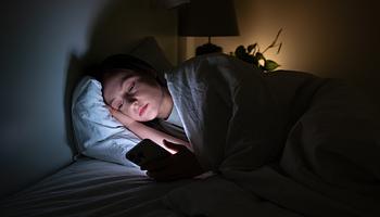 Az örök görgetés ára: új AI-módszer méri, mit tesz a testeddel a telefonozás