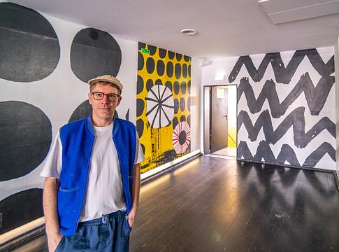 Új falfestményekkel frissült az offenbachi Robert Johnson klub