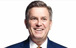 Trump kegyelmet adott Timothy Leiweke-nek az arénatender-botrány után