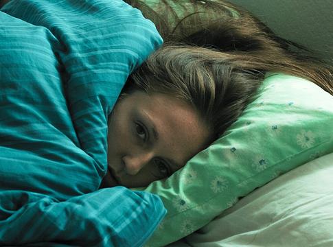 A rendszertelen lefekvés duplázhatja a súlyos szívprobléma kockázatát