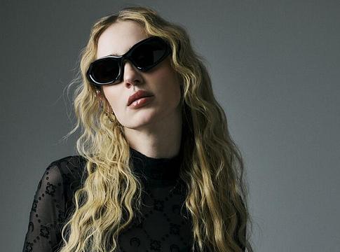 Új irány a klubéletben: Stella Bossi inkluzív booking ügynökséget indított