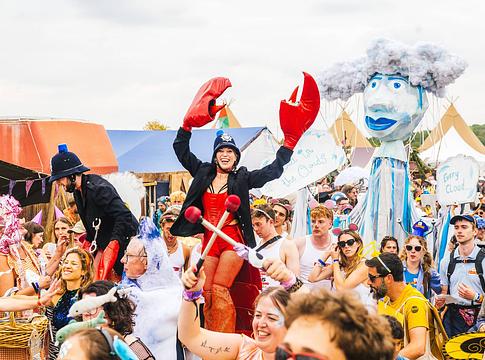 A Shambala az első dolgozói tulajdonú brit fesztivállá alakul