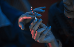 Egyre gyakoribb a kannabiszhoz köthető „scromiting” jelenség