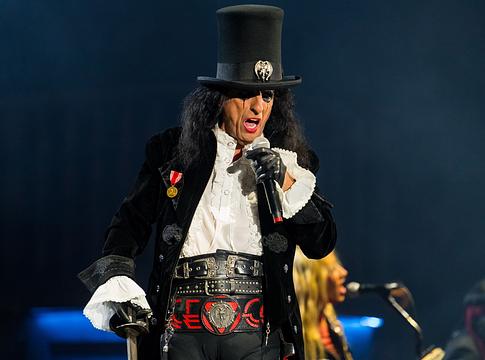 Alice Cooper szerint Trumpot a túlzott politikai korrektség miatt választották újra