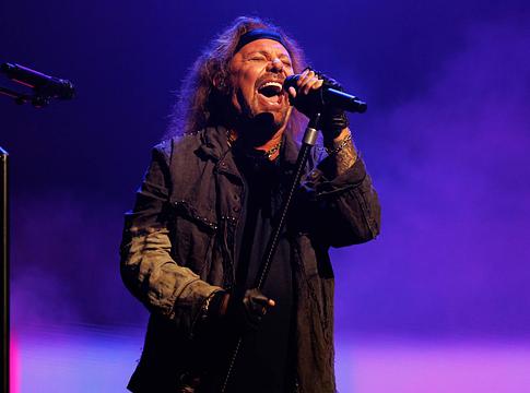 Vince Neil stroke után tér vissza a színpadra
