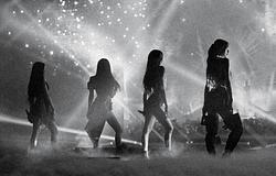 BLACKPINK novemberre ígéri új EP-jét