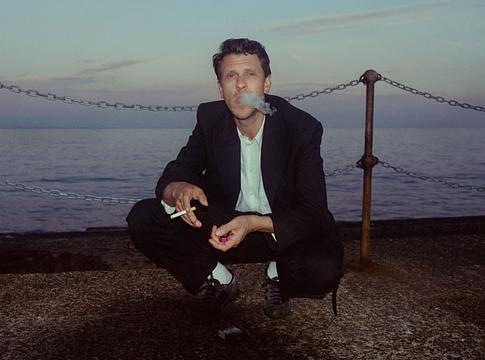 Jamie T új albummal tér vissza, itt az első dal a Ghostsrólot, megérkezett a 3310