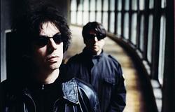 Echo & The Bunnymen 2026-ban 'The Very Best Of' turnéra indul