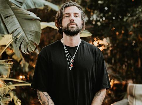 Lorenzo Dada visszatér a gyökerekhez a 'Back To The Beginning' című mini-albummal