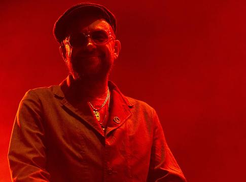 Gorillaz az SNL színpadán: Damon Albarn először lép fel a legendás show-ban