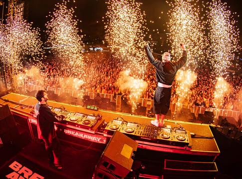 Visszatér a Breakaway Vegas Takeover június 12–14-én, The Chainsmokers-szel
