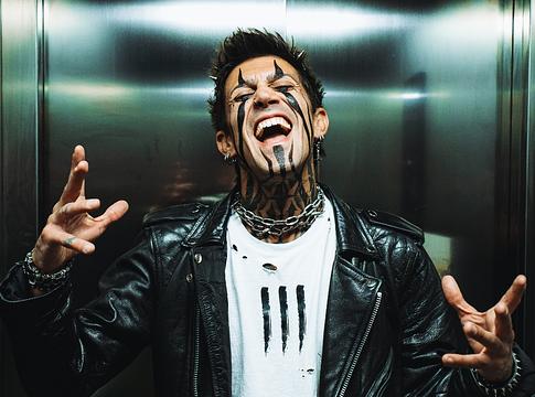 Lorenzo Raganzini új fejezetet nyit a Techno Rebels albummal