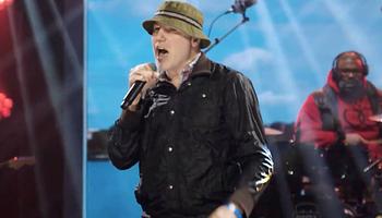 28 év után új dallal tért vissza a New Radicals