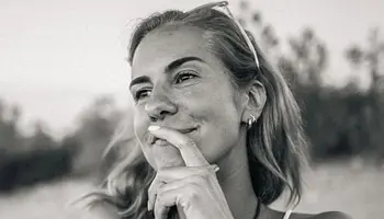 Elhunyt Leticia van Riel