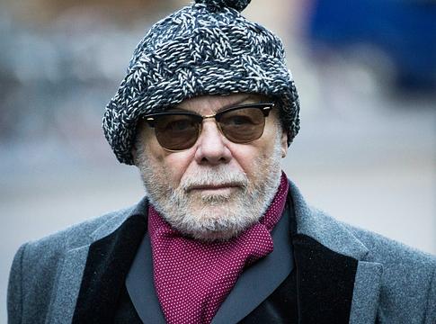 Újabb vádat emeltek Gary Glitter ellen