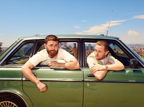 Disclosure újraértelmezte a Faithless klasszikusát, az „Insomnia”-t