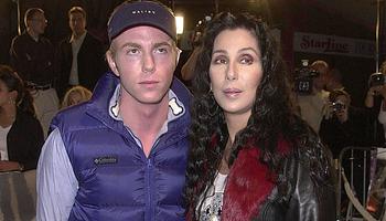 Cher ismét gondnokság alá helyezné fiát, Elijah Blue Allmant több letartóztatás után