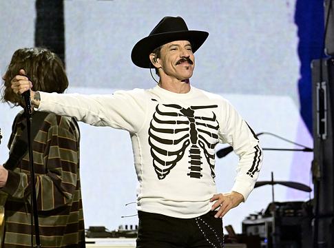 Michael Beinhorn szerint Anthony Kiedis hangja gyakran hamis volt