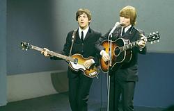 Paul McCartney búcsúzik a Höfner basszusgitárok gyártójától