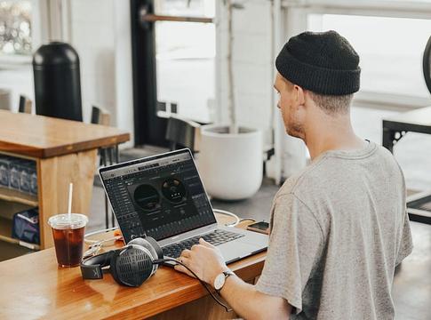 Headphone Lab: virtuális stúdiót hoz a fejhallgatókba a beyerdynamic