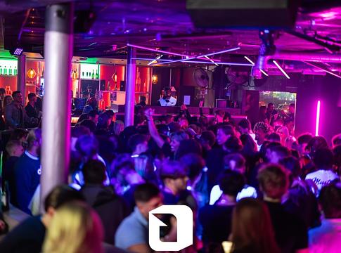 Halálos járvány tört ki egy brit éjszakai klubban – ha ott voltál, most cselekedned kell