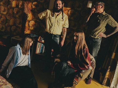 Dry Cleaning új kislemezzel jelentkezik: itt a Cruise Ship Designer