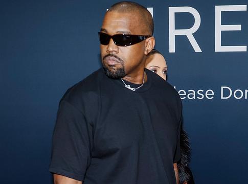 A Gazprom Arena szerint nem tarthatják meg Kanye West szentpétervári koncertjeit