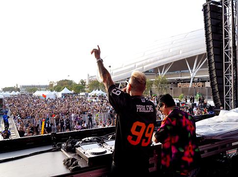 HO HO ONE berobbant az S2O Los Angeles színpadára: Cantopop és EDM találkozása az amerikai debütáláson