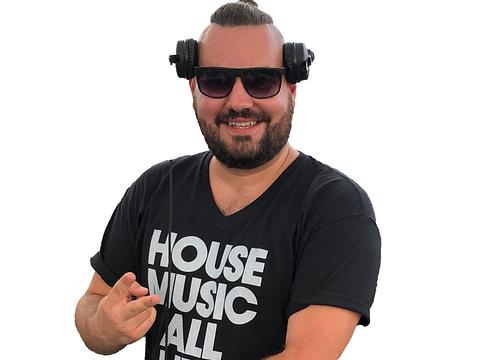 Matic: hűség a zenéhez egy nehéz év közepén – év végi DJ körkérdés 2025