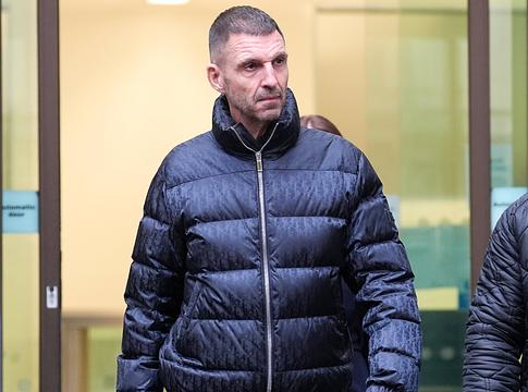 Tim Westwood bíróság elé áll: súlyos szexuális bűncselekmények vádjával néz szembe