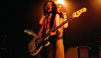 Courtney Love tisztázta: nem lesz Hole-reunion, de új közös koncertek jöhetnek