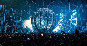 Eric Prydz ’Call on Me’-vel zárta HOLOSPHERE 2.0 rezidenciáját Ibizán