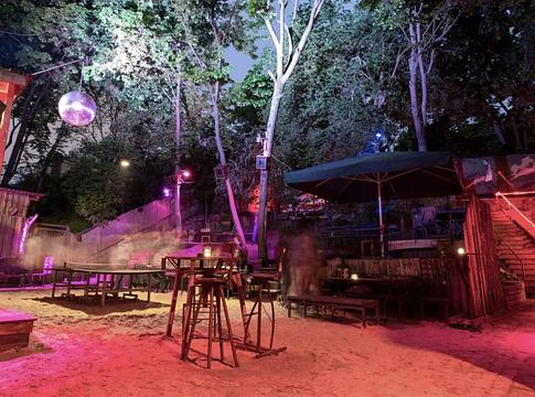 Veszélyben a Humboldthain Club: hotelépítés fenyegeti a berlini klubkultúrát