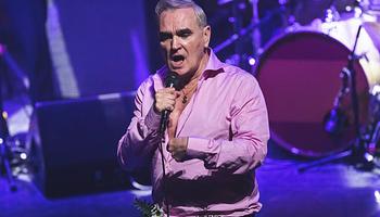 Morrissey csapata levetette a netről a „The Malefactors” paródialistát