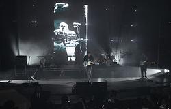 Sam Fender újra nagyot lép: megjelent a ‘People Watching’ deluxe kiadása