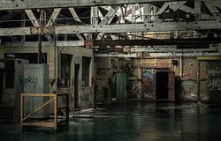 Zajban élünk, csendet keresünk