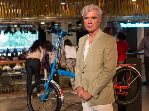 David Byrne bringázáshoz állított össze lejátszási listát – szerinte a popzene már nem fér bele régi kategóriákba