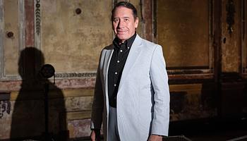 Májusban indul a Later…With Jools Holland 68. évada – itt az első adás vendéglistája