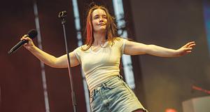 Sigrid: „Tíz éve a pop és a rock között járok”