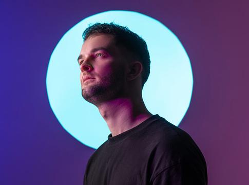 Galactixx 15 év után újragondolta Frontliner Discorecordját