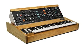 Moog: limitált szériás Minimoog Model D érkezik Bob Moog előtt tisztelegve