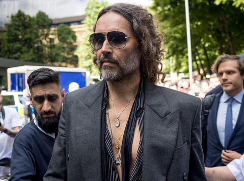 Russell Brand élesen reagált Katy Perry új kapcsolatára
