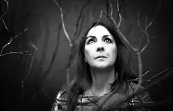 Elhunyt Moya Brennan, a Chicane-féle Saltwater felejthetetlen hangja