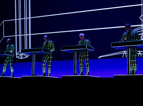 Fordulat a Kraftwerk-mintaügyben: az Európai Bíróság Moses Pelhamnak adott igazat