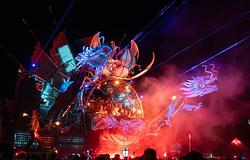 Long Feng: a Burning Man 2025 ikonikus művészeti autója