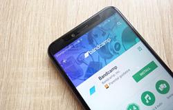 A Bandcamp Fridays ereje: 154 millió dollár közvetlenül a művészeknek